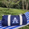 sac polochon brodé personnalisé adulte toile sport bleu marine anses écru Maison de Camaret