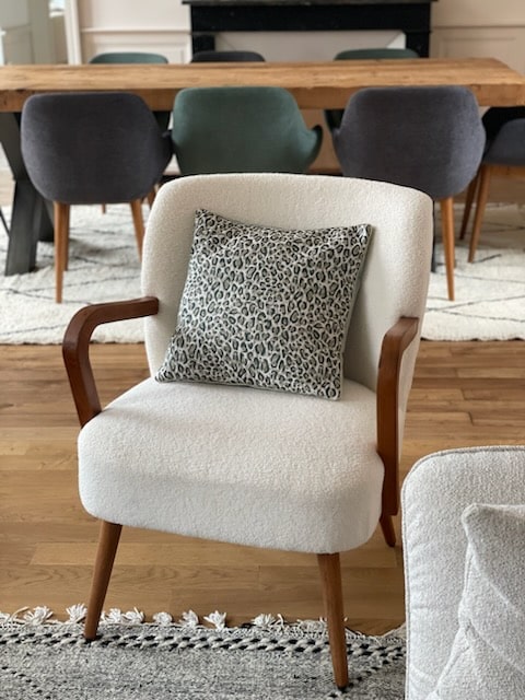 coussin carré jacquard léopard vert Maison de Camaret