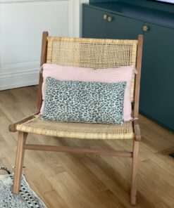 coussin rectangle jacquard léopard vert Maison de Camaret