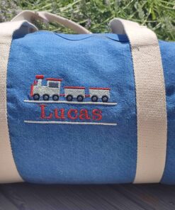 Sac polochon jeans brodé personnalisé prénom naissance Maison de Camaret