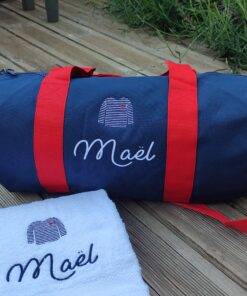 box naissance personnalisée sac polochon serviette de toilette brodés prénom Maison de Camaret